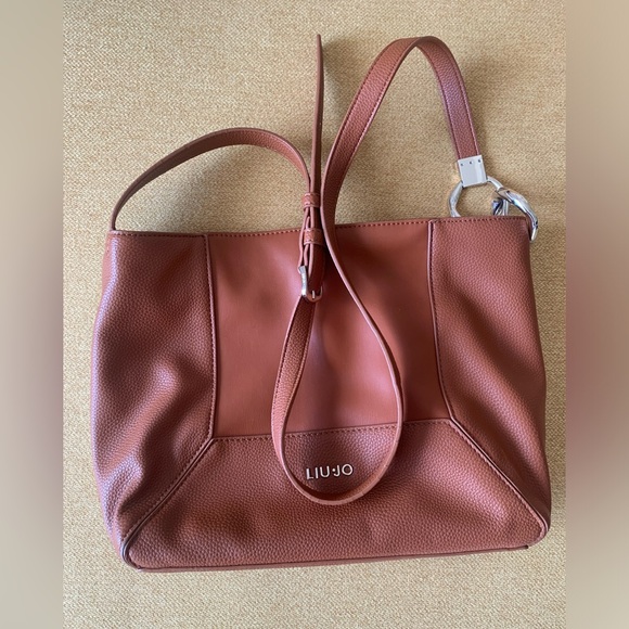 Liu Jo Crossbody Bag - Picture 2 of 5